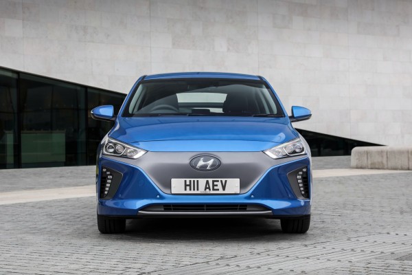 hyundai_ioniq_electric_54.jpg