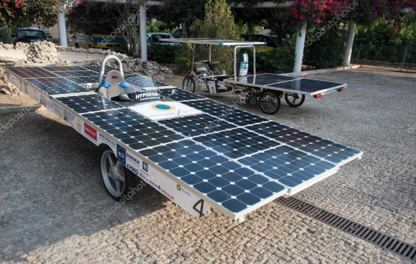 depositphotos_116586544-stock-photo-solar-handmade-powered-cars.jpg